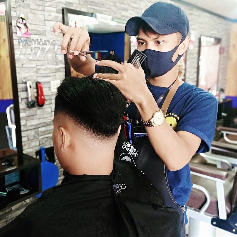Gaya Rambut yang Menyempurnakan Hari Anda di Qiu Qiu Barbershop